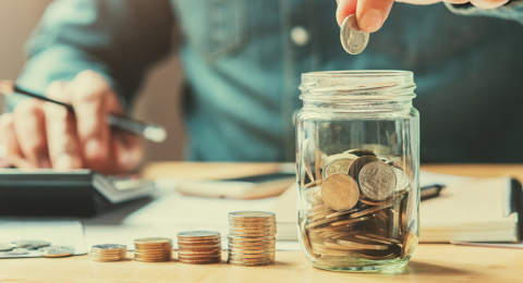 Ways to Save Money on a Tight Budget: Practical Tips to Cut Costs