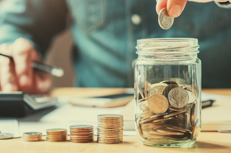 Ways to Save Money on a Tight Budget: Practical Tips to Cut Costs